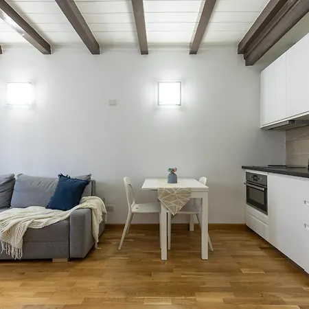 Beplace In Porta Venezia 公寓