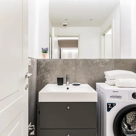 Beplace In Porta Venezia Daire