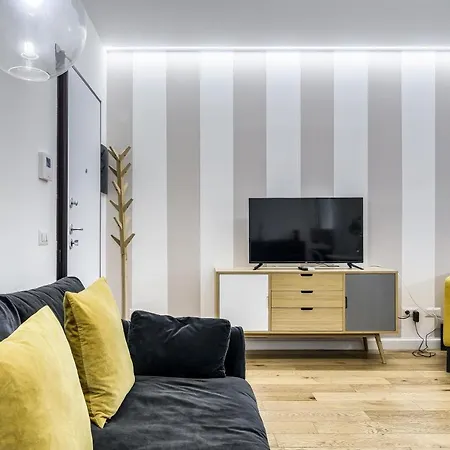 Beplace In Porta Venezia Apartment